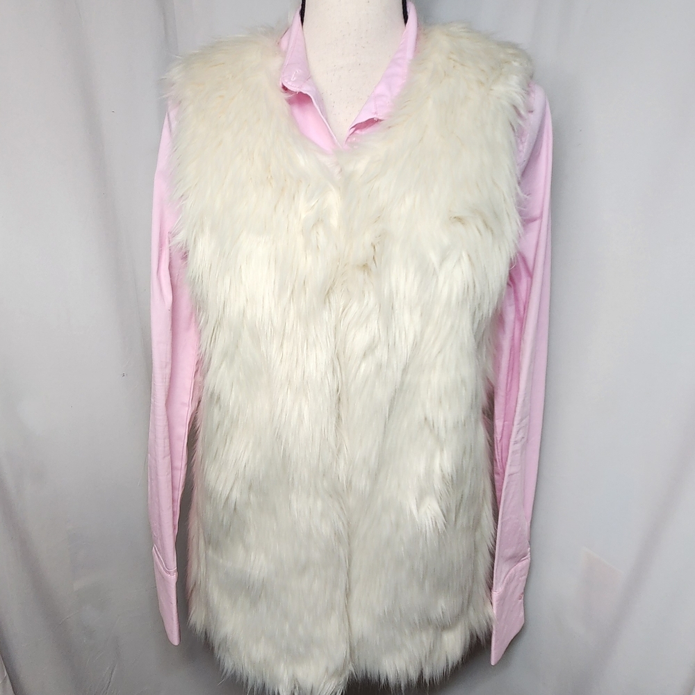Chic Faux Fur Vest